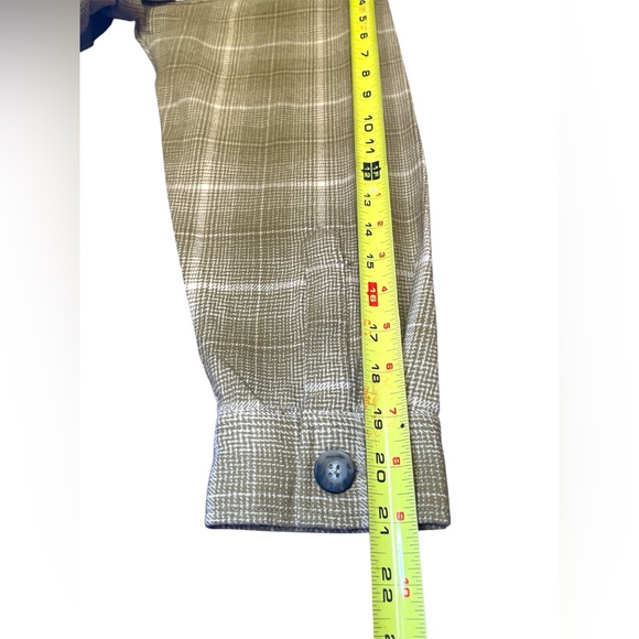 Rip Curl Desert Dreams Oversized Plaid
Flannel Shirt Size (L)Bronze NWT - Picture 15 of 16